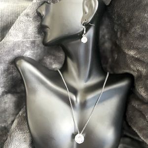 Silver earring and necklace set